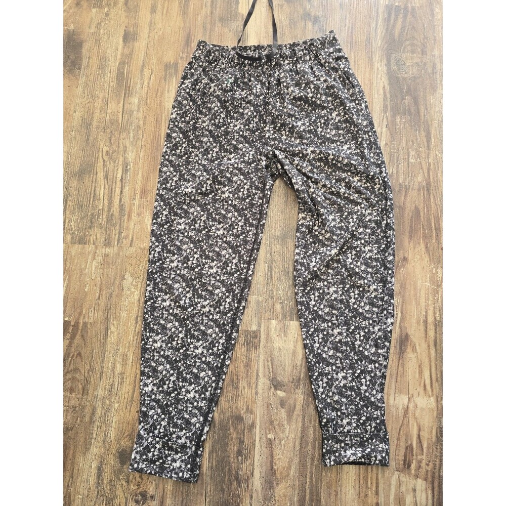 Lululemon Women Size 6 Jet Crop Pants Shimmy Shimmer Black White